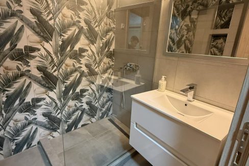 IMG-f4a94e5c880459e427b6f0932f8ddb5a-V