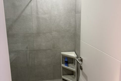 IMG-f765ecce5b16d2c23bb9c14b1d2ae3ee-V