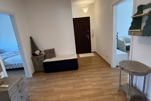 a6d27879-6a04-45f4-9850-9773d09b8592