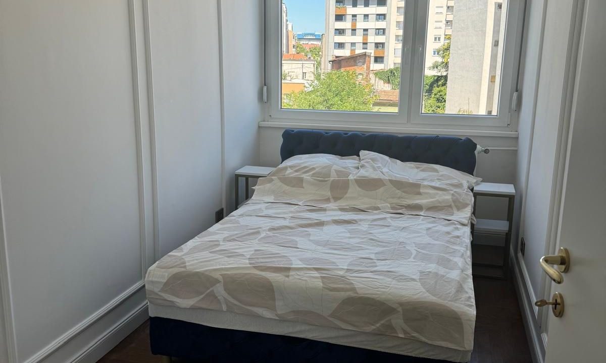 ad061e21-48da-4484-9a98-b343e33b43ae