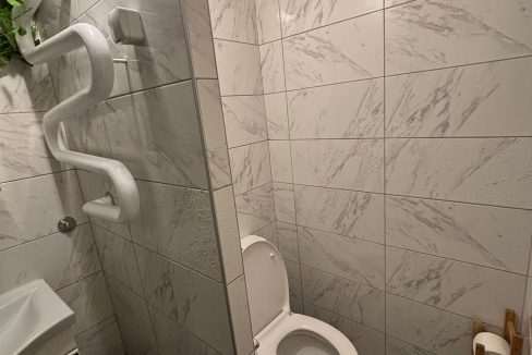 bea39f24-3cbe-41c3-bca5-4874a88e0180