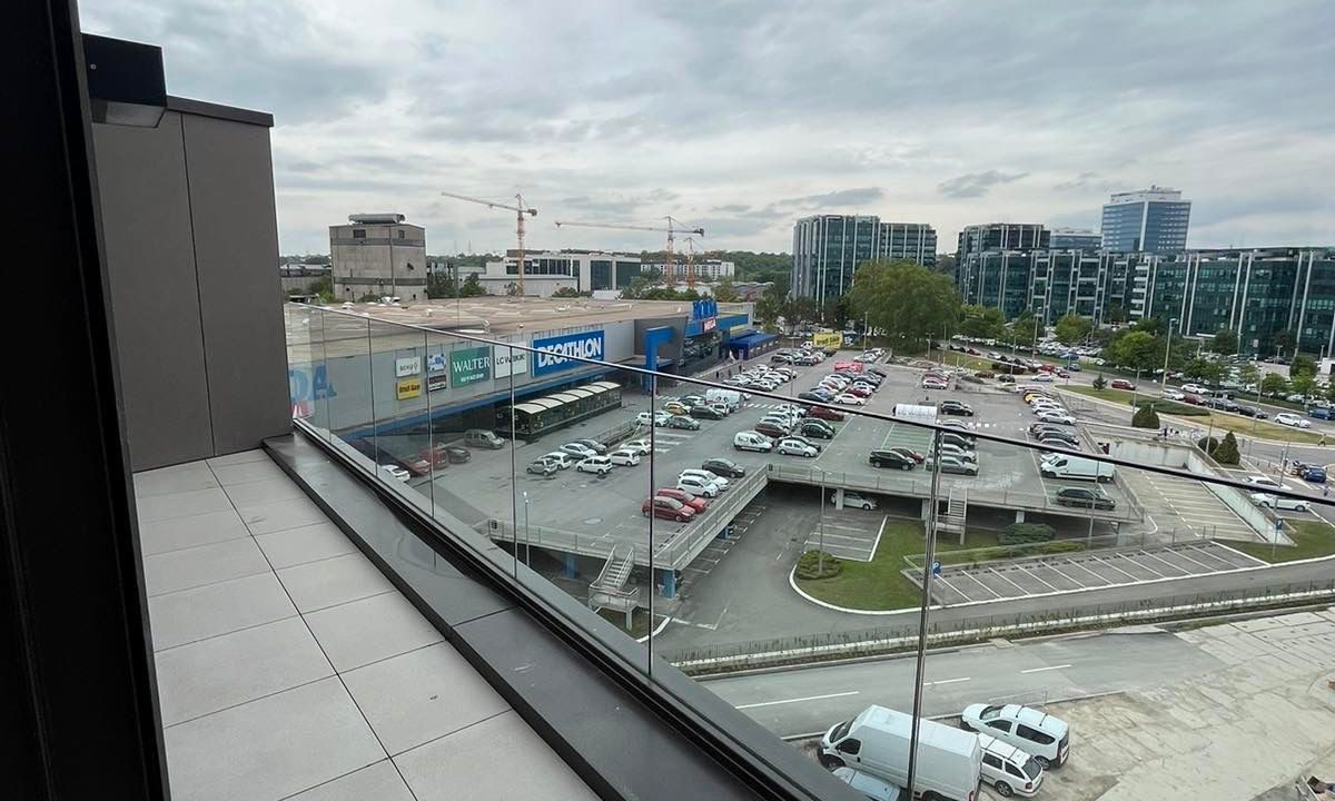 ce3b88af-3e9d-4822-9e01-2d1fbb2f0196