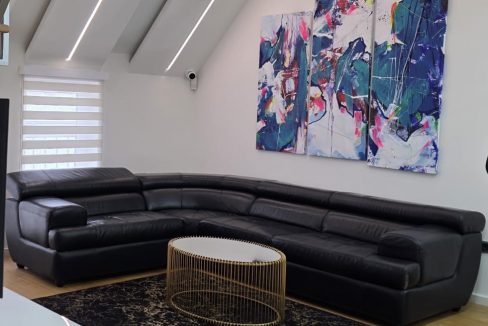 dbaba21f-58bf-43d5-ac90-f76da2adcb91