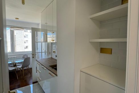 e6eb792a-fd26-44bc-ad51-8210a4fca741