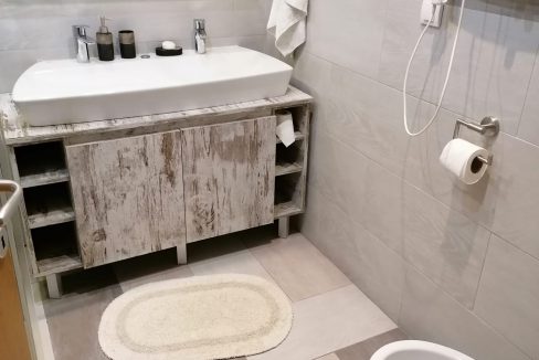 043fec44-770e-4bf9-9d58-e7fe0b3a50a2