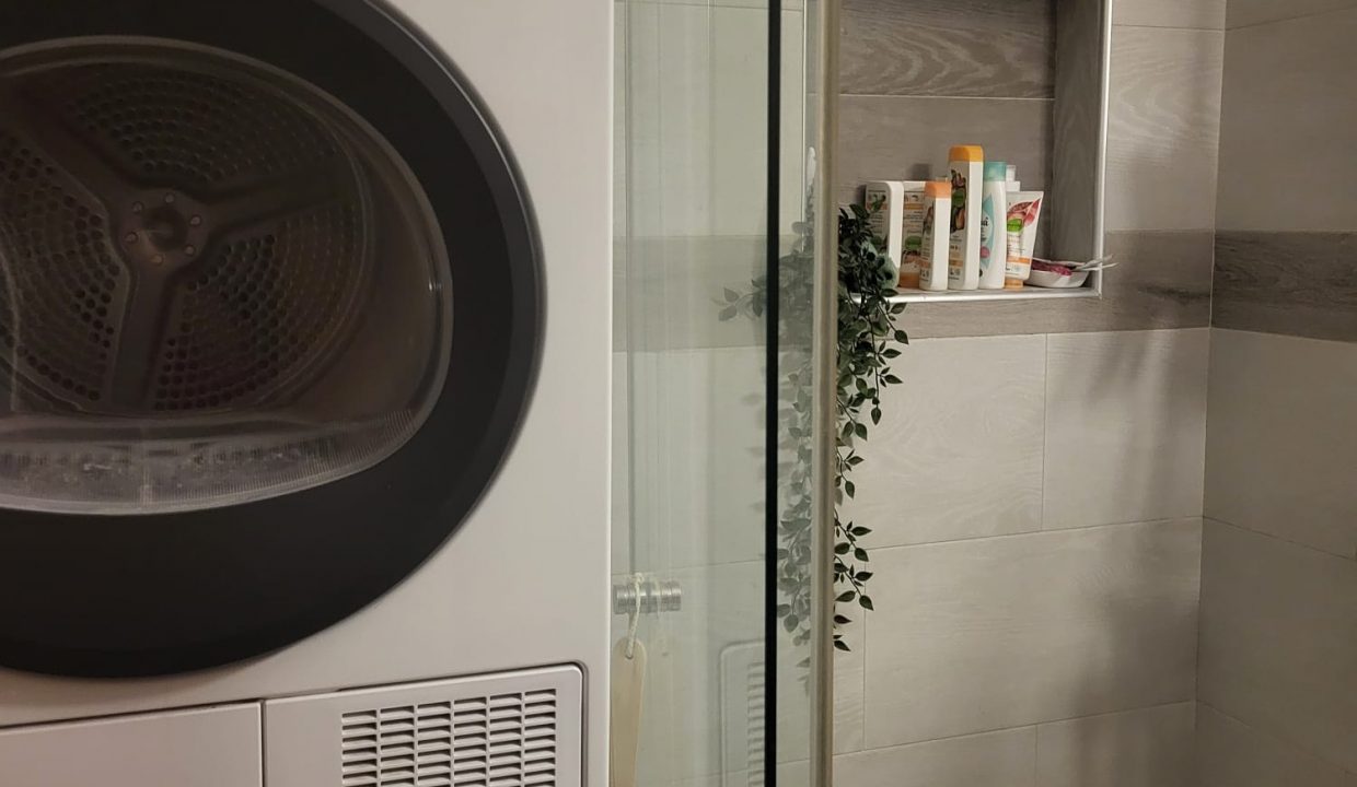 097c7998-09ca-4fc5-86f5-28a5d92d7676