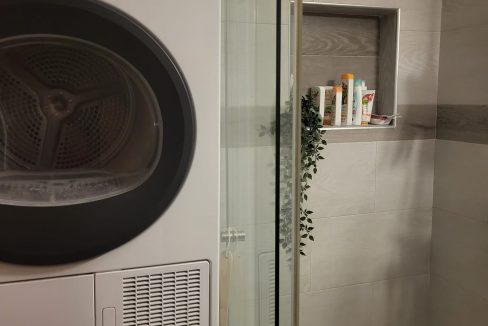 097c7998-09ca-4fc5-86f5-28a5d92d7676