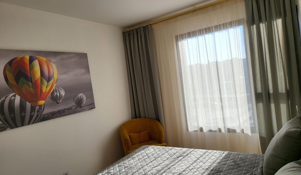 09c32fa2-736a-4994-b8bc-b2aa658dbaf0