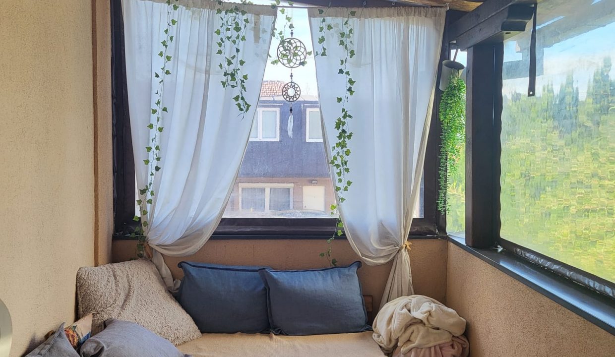 1c479ff0-240b-4426-84e9-b0547aa644db