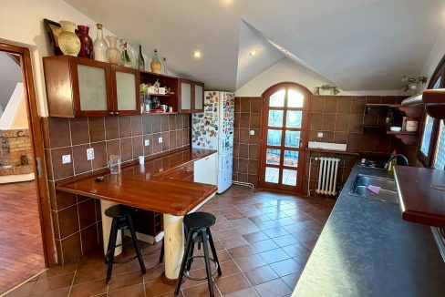 20415053-9674-42d8-9ab6-6aa25689ce8a