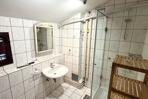 4ab38324-d151-4eed-b355-c739145d066a