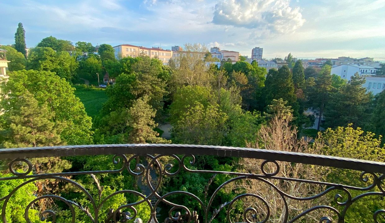 69a731ff-ec58-456d-817c-c221e4d9596a