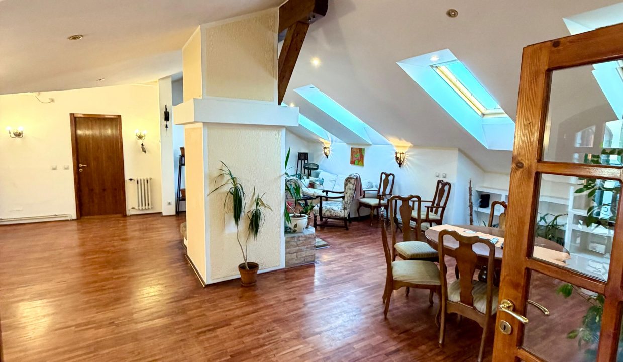 6ca14b85-c20d-4aad-be7e-e20439aff2de