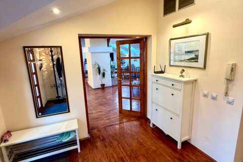 9ae67c0f-11e4-4d44-ac00-e14228fc0057