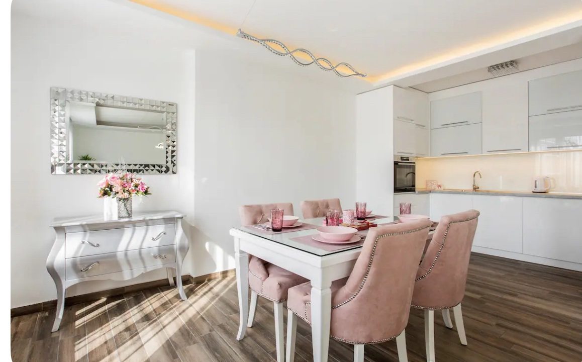 IMG-2badb9537684f38cfc8e33ac4e4c71d0-V