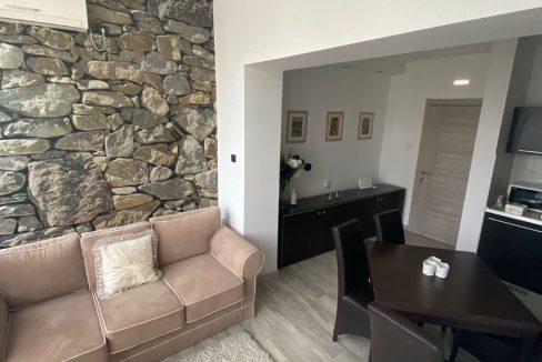 IMG-30fa63d5b4101020b8e7faf31b9e49b4-V