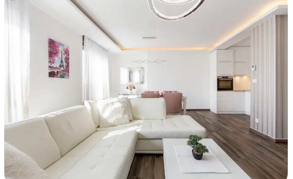 IMG-5e582d32a3d4a80f8539644295b7d3a9-V