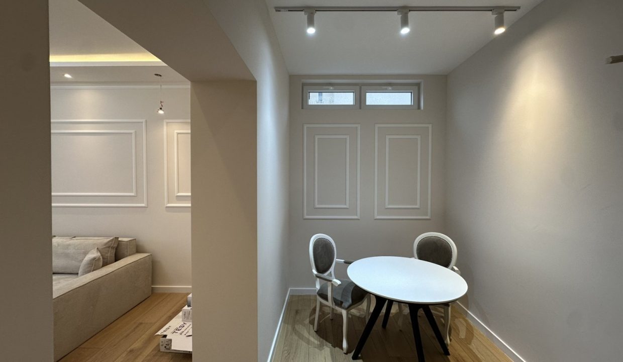 IMG-87f70d893cbb1274129147a14b024b73-V