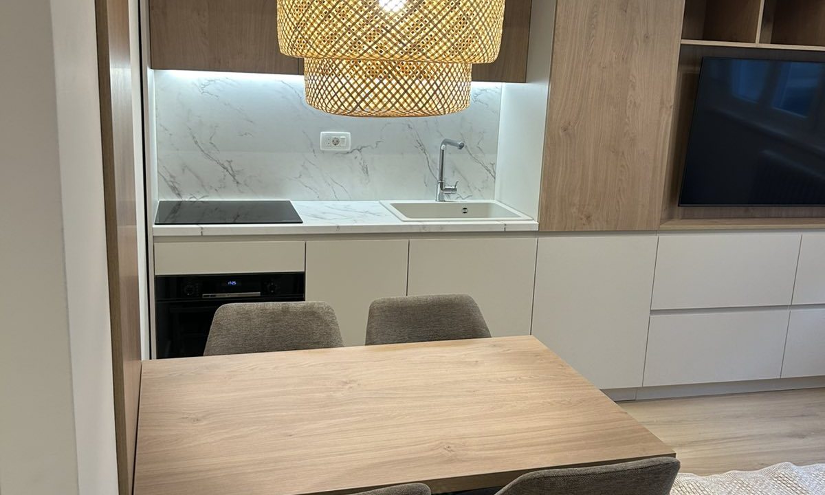 IMG-963cbf845806b61c308215ce9285add2-V