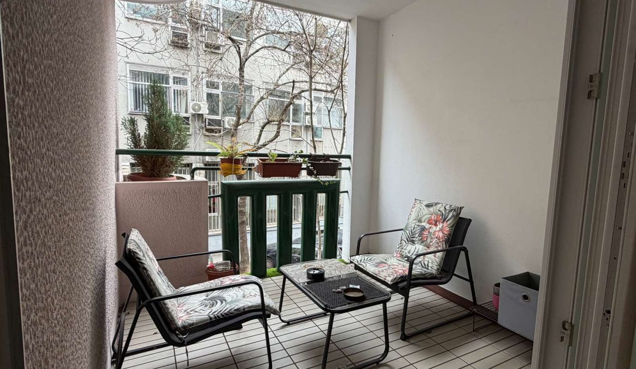 IMG-a2d936bfe34a335d0dcc873bfdbdfe6e-V