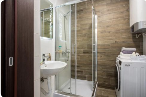 IMG-af1d984ec48d9365fec68a246b2352ca-V