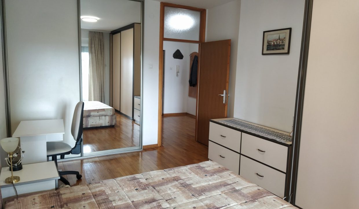 IMG-bdac5fcaaabf1f4ff15b2b76e7bbec01-V