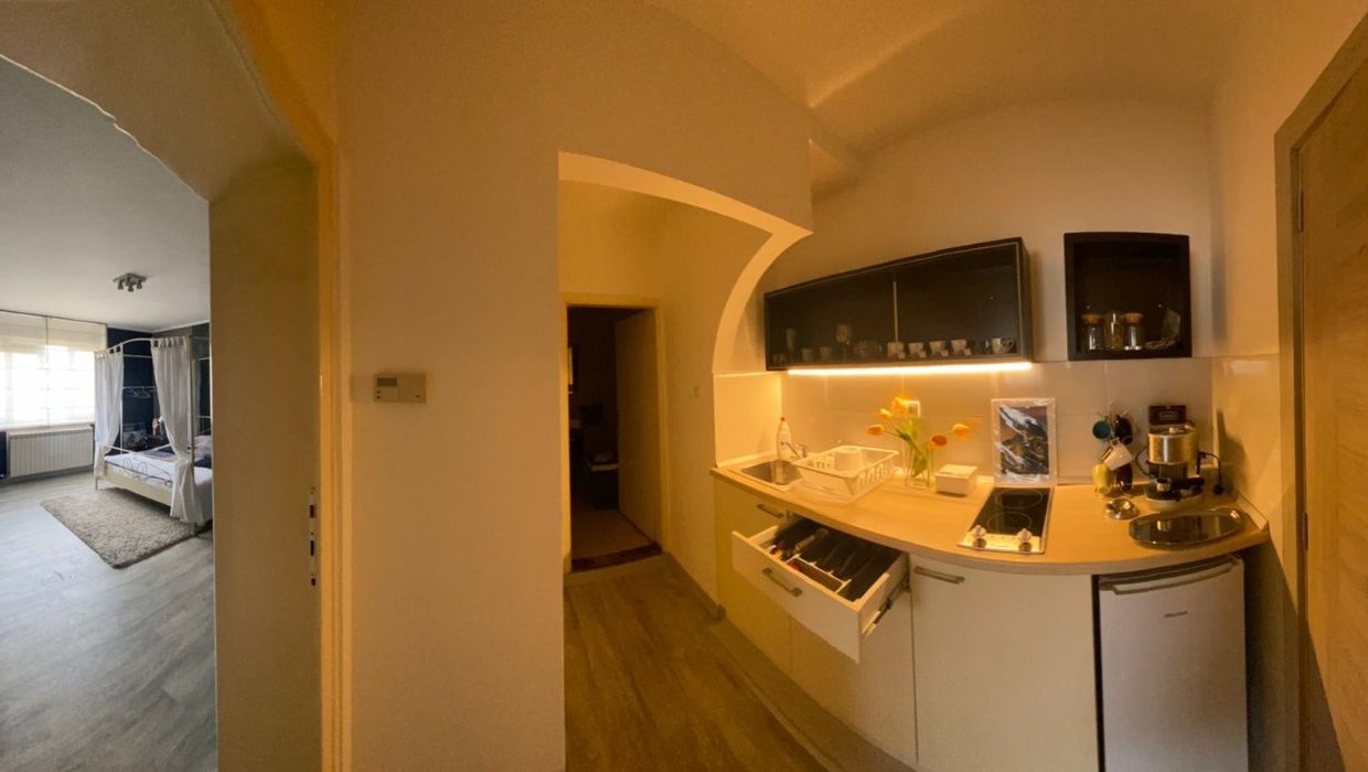 IMG-cb0a2c274faa00595481b584978b95ad-V