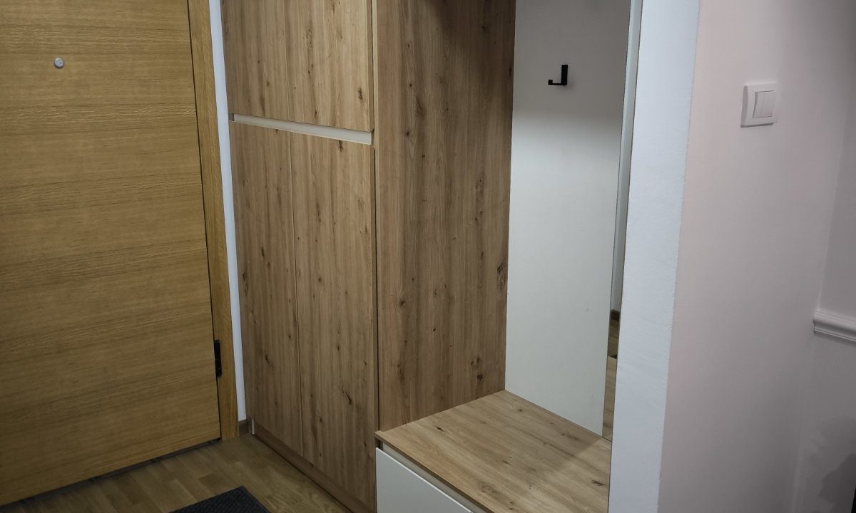 IMG-ce2e152a4a22183d806a087f01a0f0d7-V