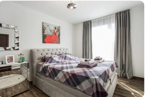 IMG-fa4e5cca08aa352470267a27da6adb22-V