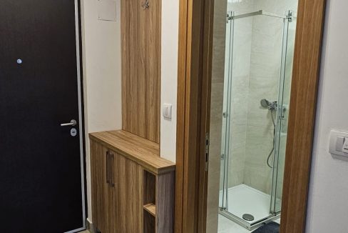 e5e032f6-2d16-4fa3-9d04-1a47b1d024d0