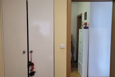 ea4bcba9-a8ae-4b32-b8dd-101ddd65f22c