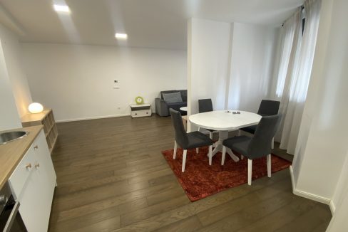 IMG-9e87cb7f607da1bc4de6d2891ca308e9-V